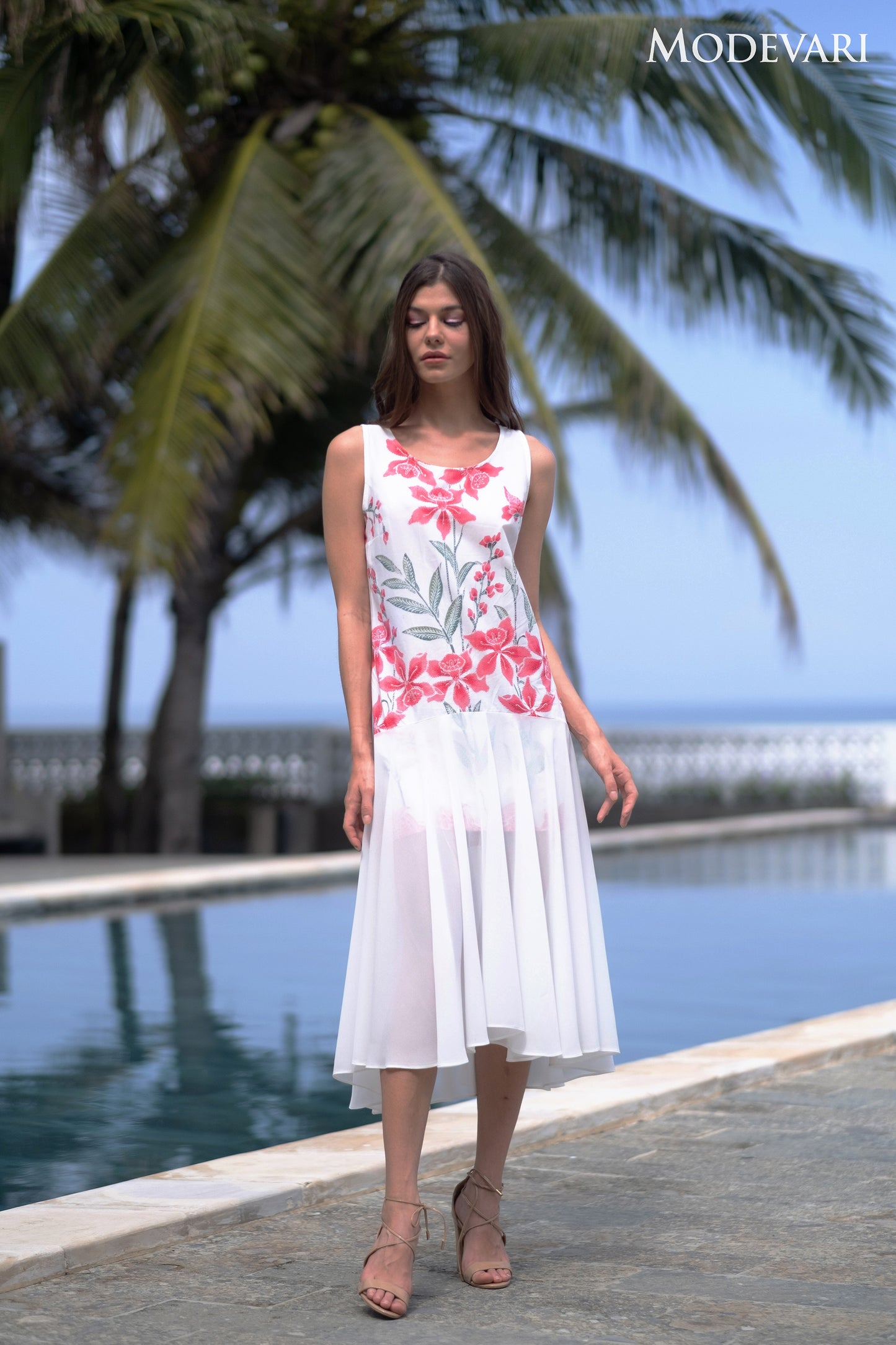 White-pink Scoop Neck Floral Dress with Tulle Drapery